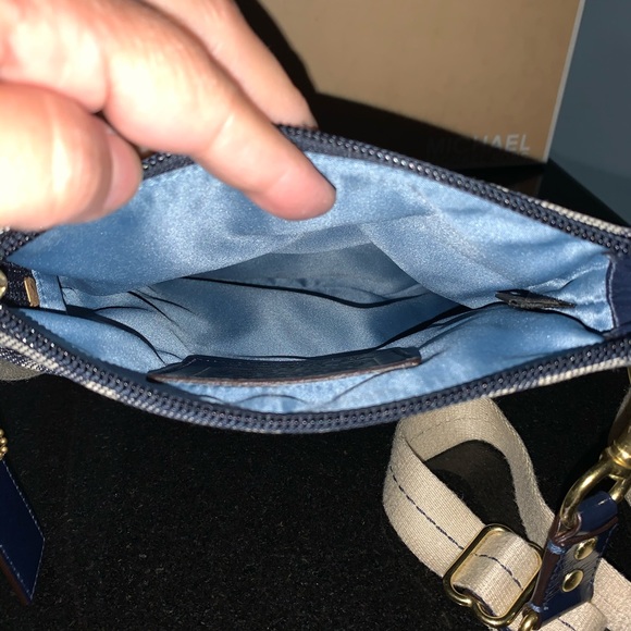 Coach crossbody Purse - Picture 6 of 6